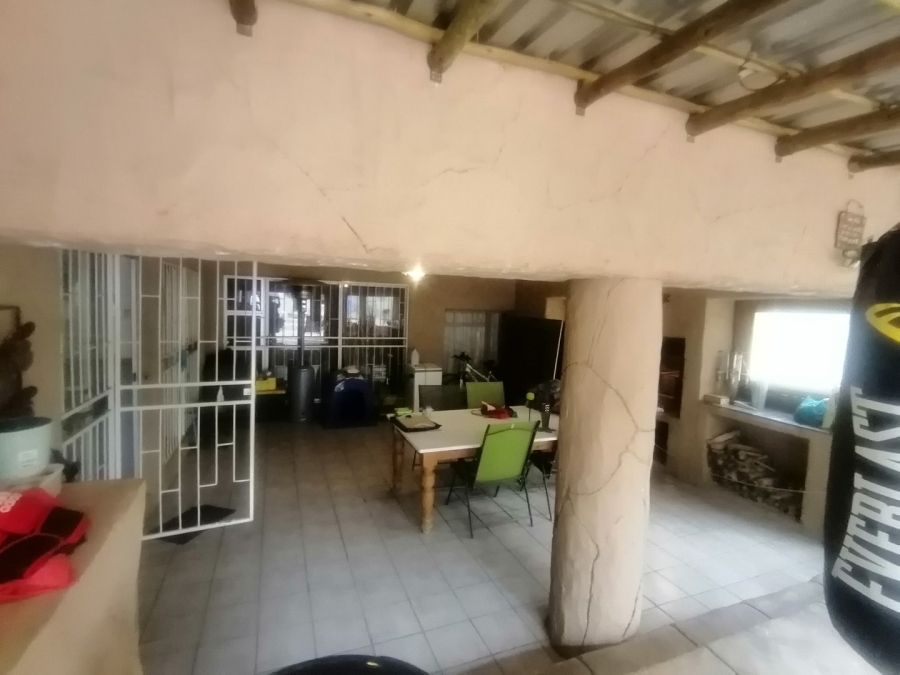 3 Bedroom Property for Sale in Pellissier Free State